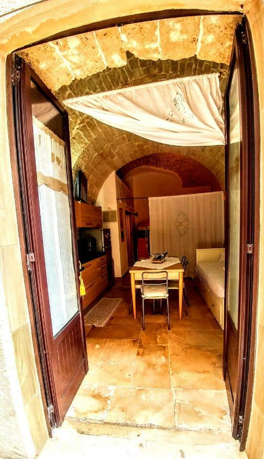 Hotel Rubini'S House Giovinazzo Exterior foto